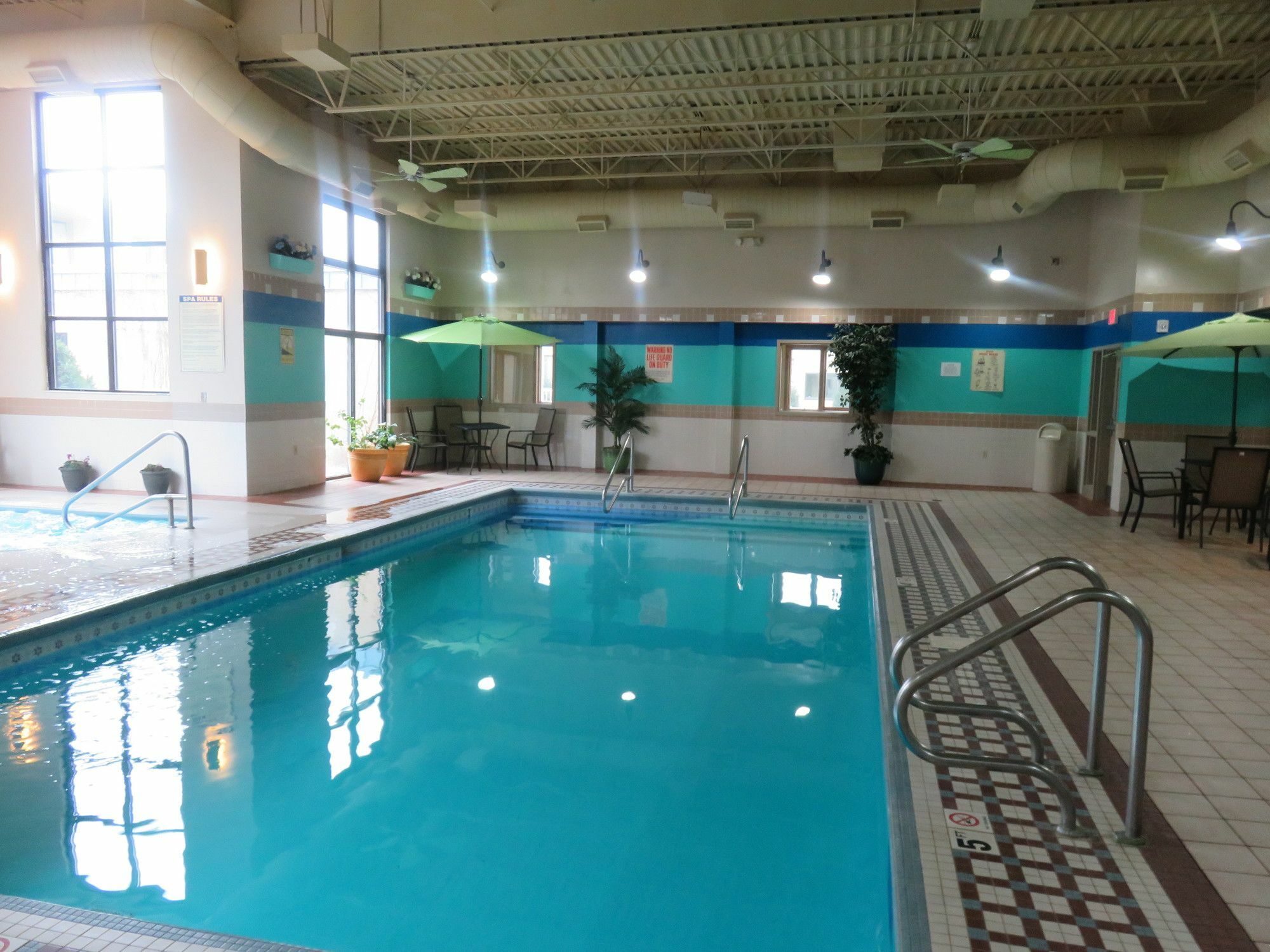 Baymont By Wyndham Fargo Hotel Екстериор снимка
