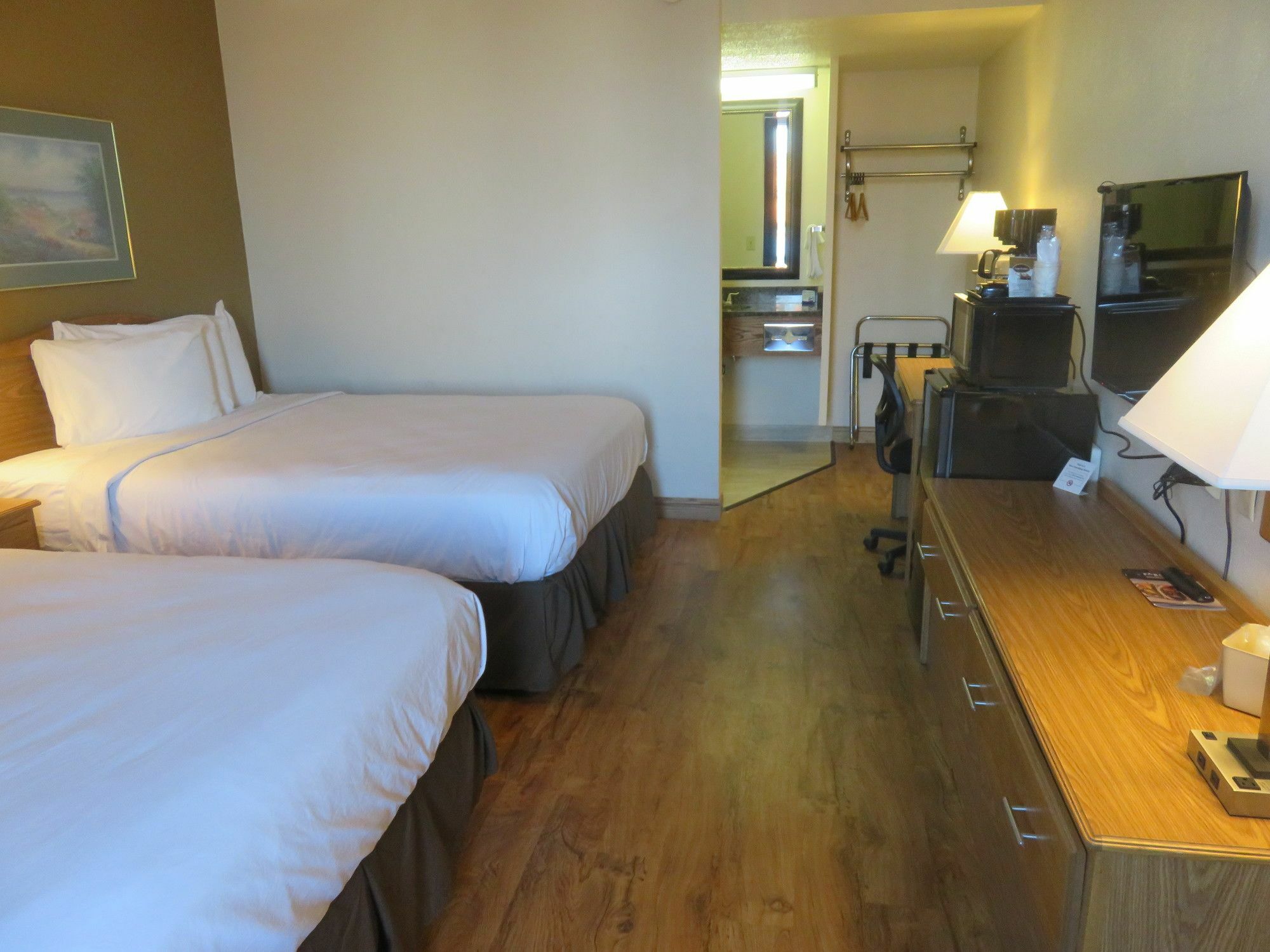 Baymont By Wyndham Fargo Hotel Екстериор снимка